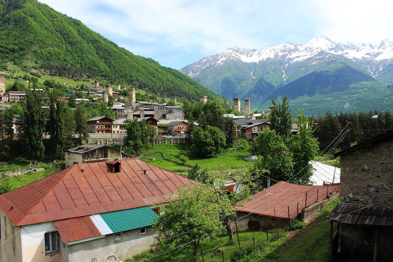 Travel Inn House Mestia • Მოგზაურის Სახლი Exteriér fotografie