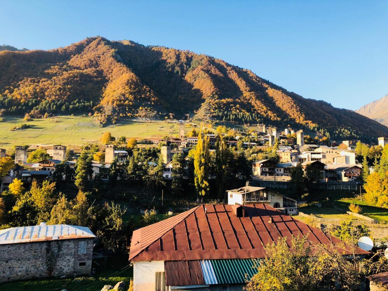 Travel Inn House Mestia • Მოგზაურის Სახლი Exteriér fotografie
