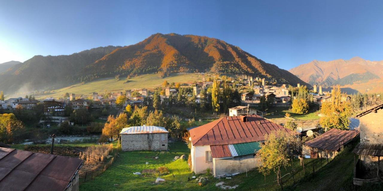 Travel Inn House Mestia • Მოგზაურის Სახლი Exteriér fotografie