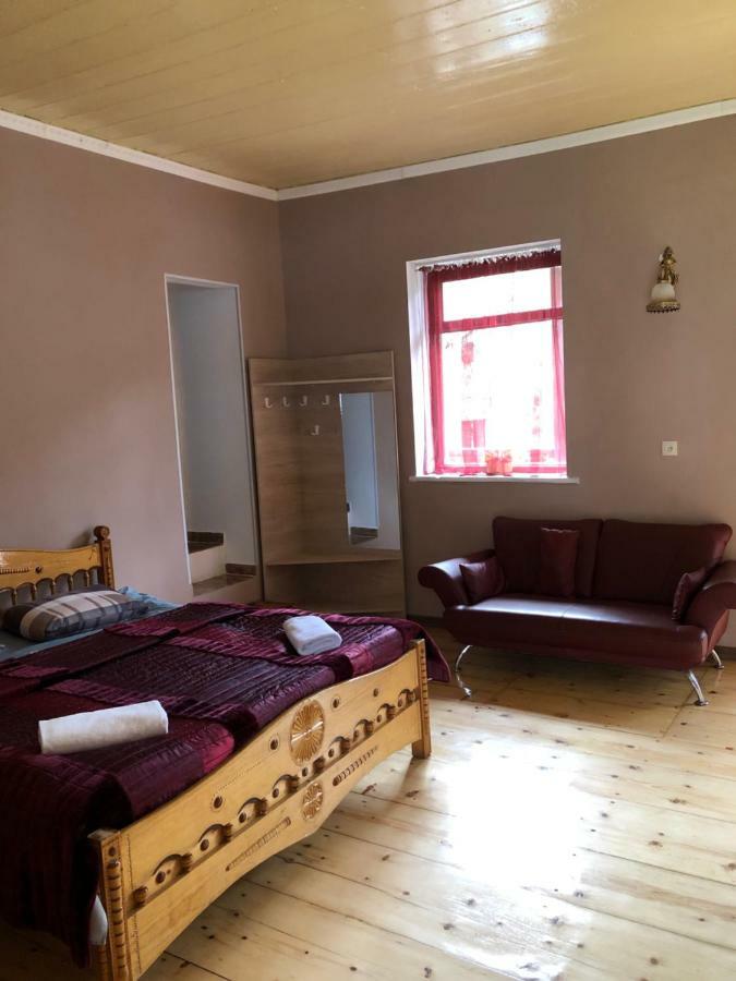 Travel Inn House Mestia • Მოგზაურის Სახლი Exteriér fotografie